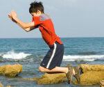 P-child-boy-jumping