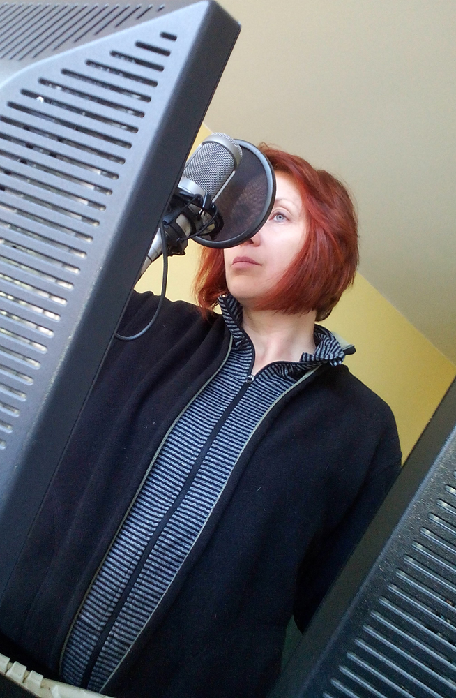 P-Chantal-studio-mic