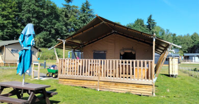 GLAMPING IN WREXHAM GLAMPING IN WREXHAM
