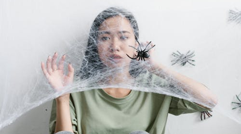 COMMON PHOBIAS AND HOW TO BEAT THEM COMMON PHOBIAS AND HOW TO BEAT THEM